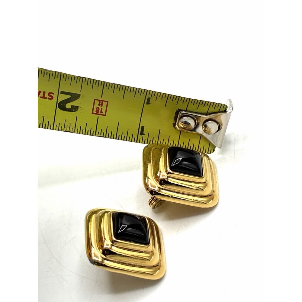 Vintage Monet Signed Gold Tone Geometric Square Clip Earrings Black Cabochon - Picture 4 of 6